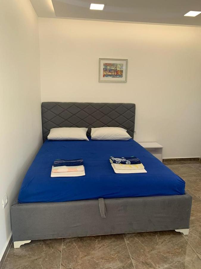 Apartment Boka 2 *